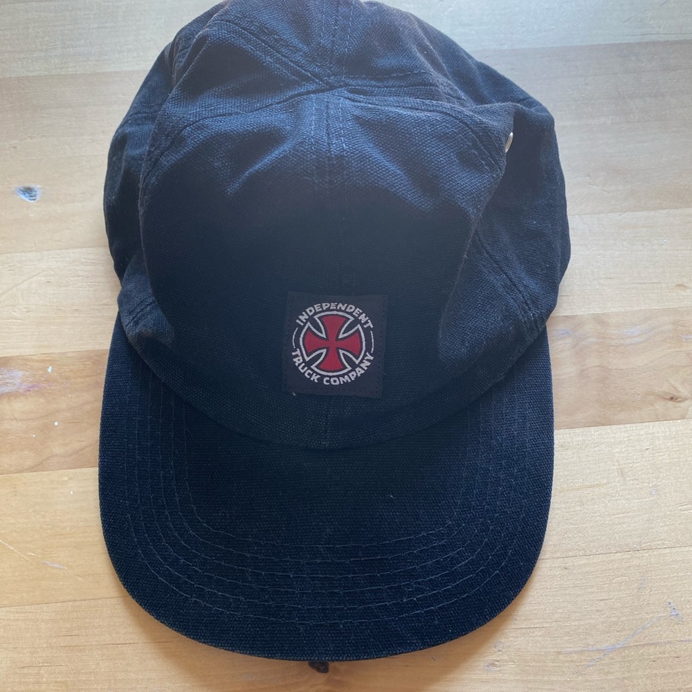 Black Indy 6 panel hat